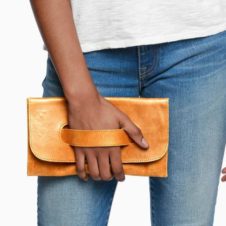 Mare Handle Clutch